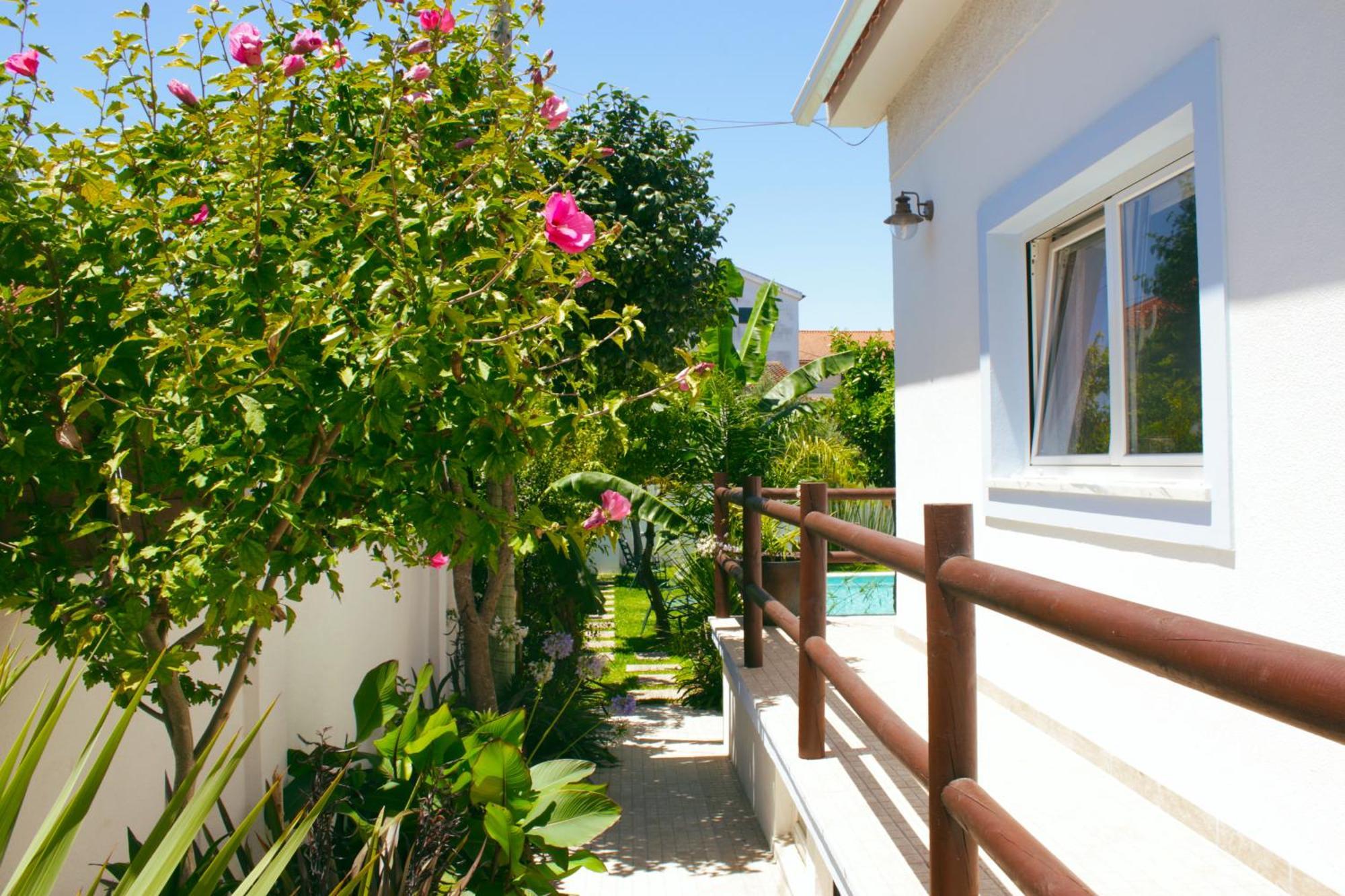 שארנקה Vila Vale Guest House - Surf & Yoga מראה חיצוני תמונה