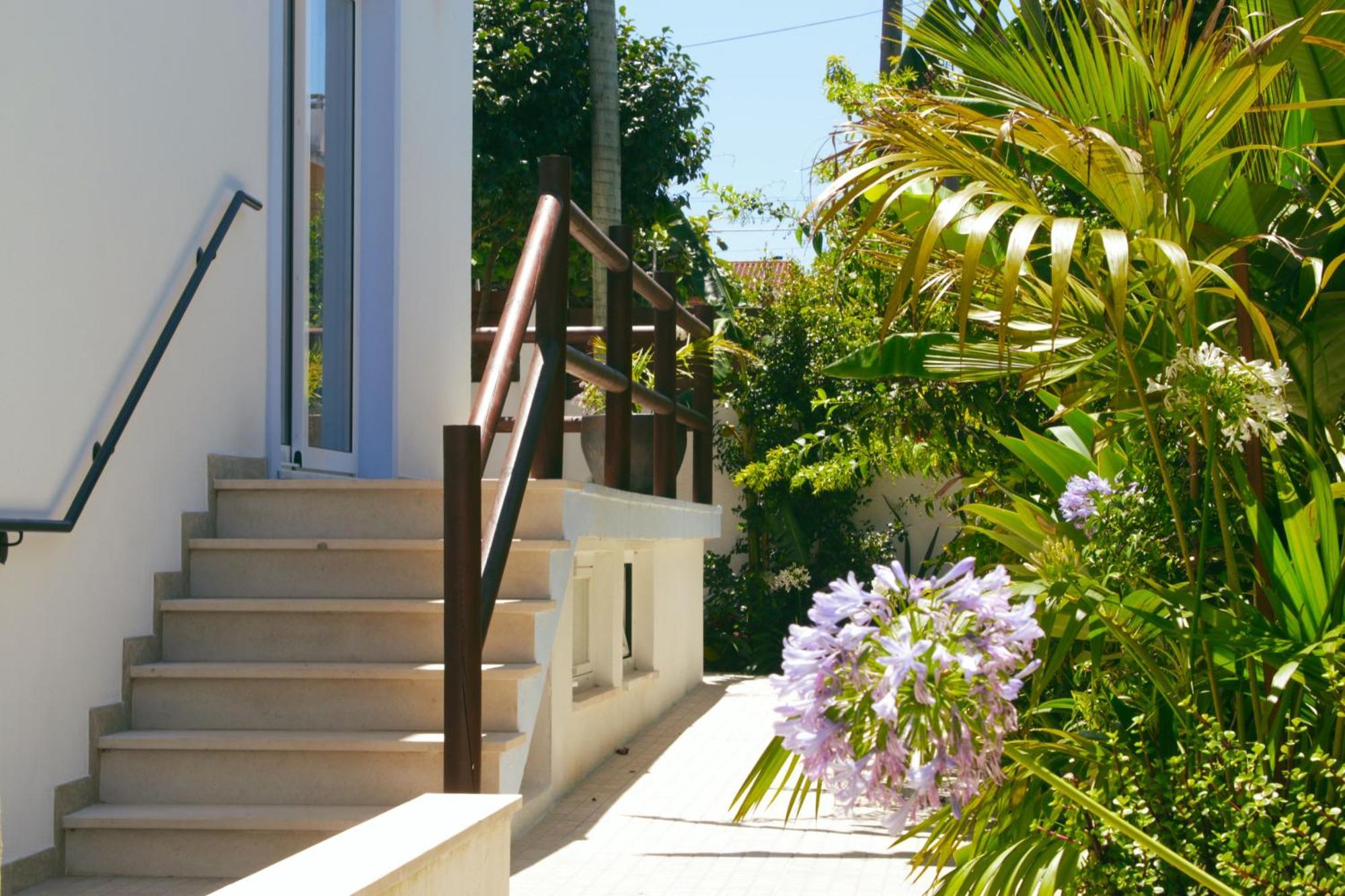 שארנקה Vila Vale Guest House - Surf & Yoga מראה חיצוני תמונה